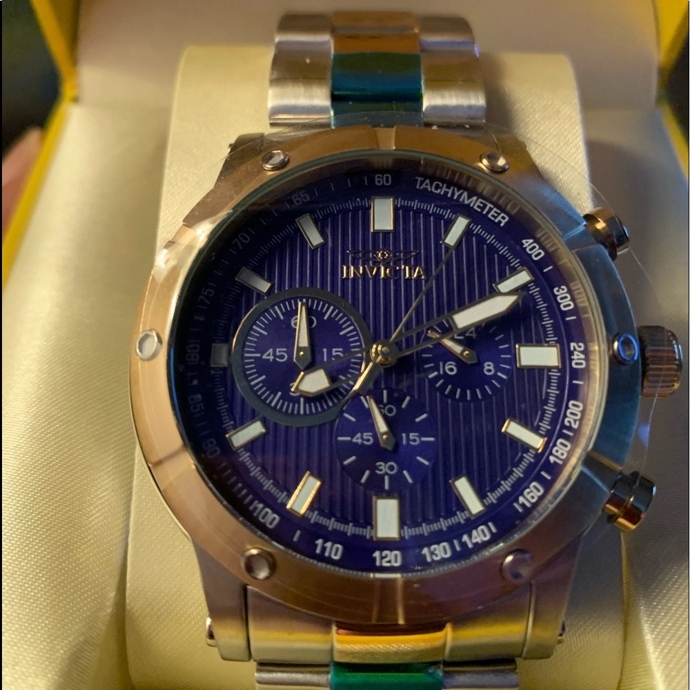 Watch - Picture 1 of 4